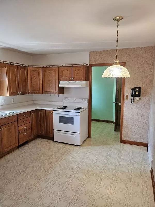 Strawberry Point, IA 52076,110 Franklin ST