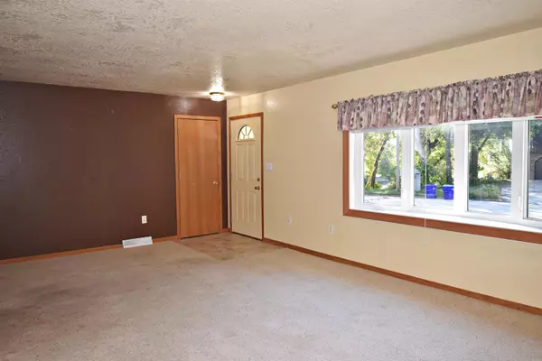 Independence, IA 50644,206 8th St. S.W.