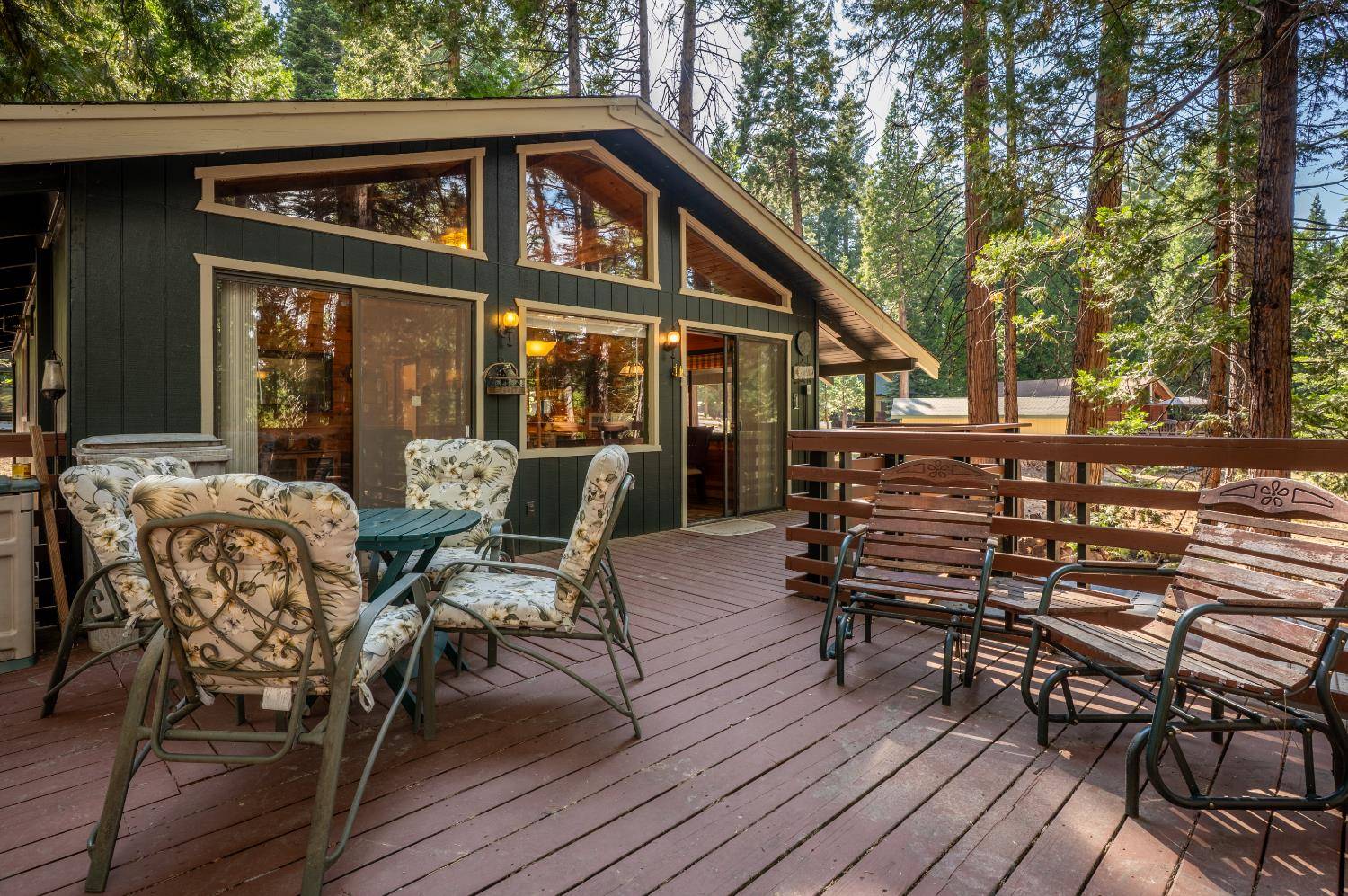 3293 Hoopa CIR, Dorrington, CA 95223