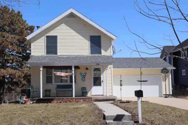 706 WALKER ST, Woodbine, IA 51579