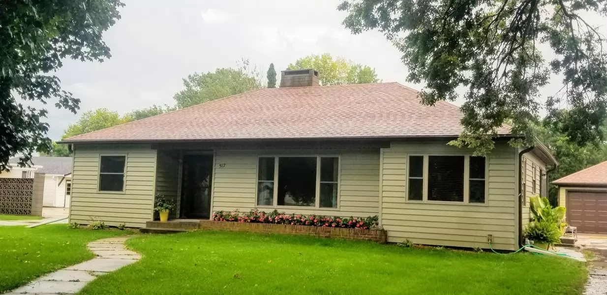 517 N FROST AVE, Avoca, IA 51521