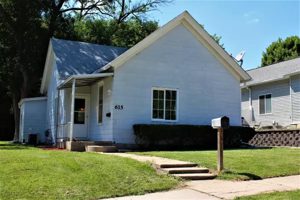 615 N 6TH ST, Missouri Valley, IA 51555