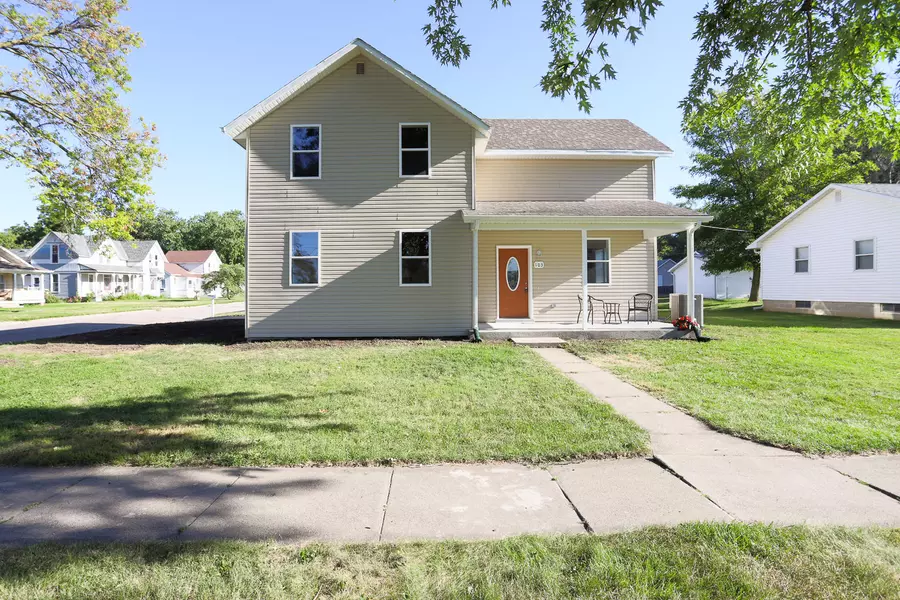 103 E 6TH ST, Logan, IA 51546