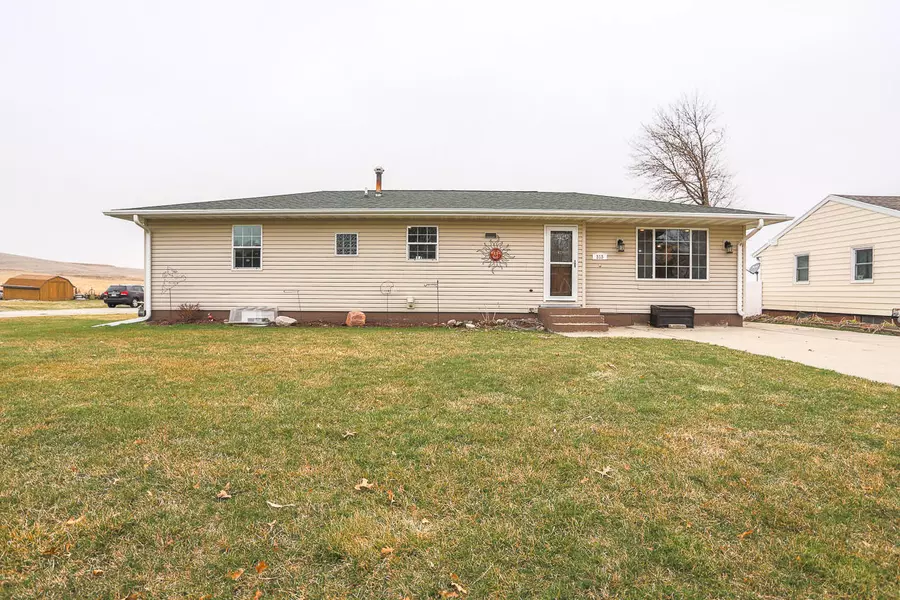 313 LOGAN ST, Dow City, IA 51528