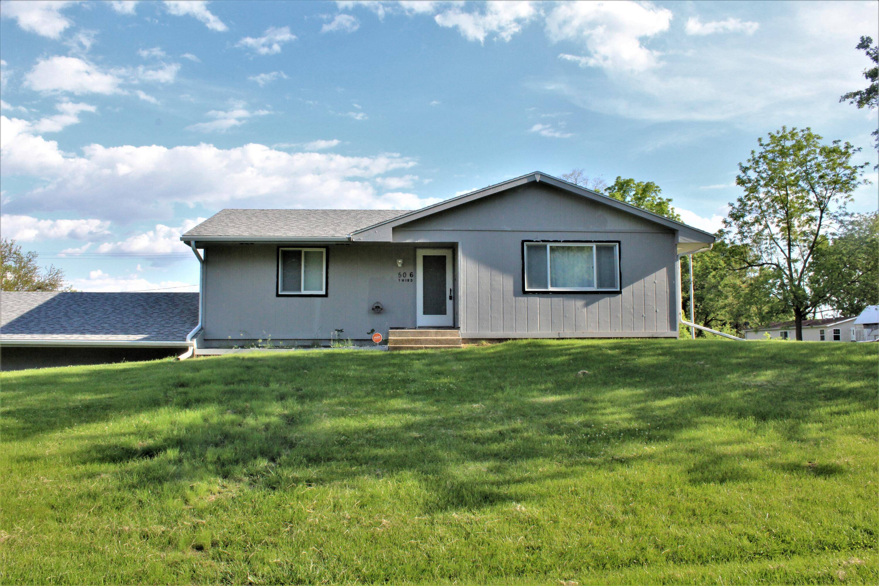 506 THIRD ST, Magnolia, IA 51550