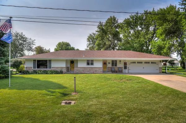 308 CHESTNUT ST, Mondamin, IA 51557