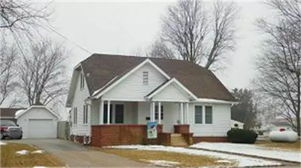 304 CHESTNUT ST, Mondamin, IA 51557