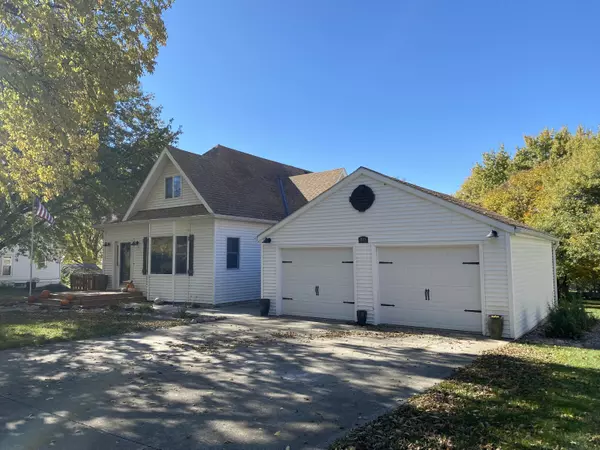 Woodbine, IA 51579,403 PARK ST