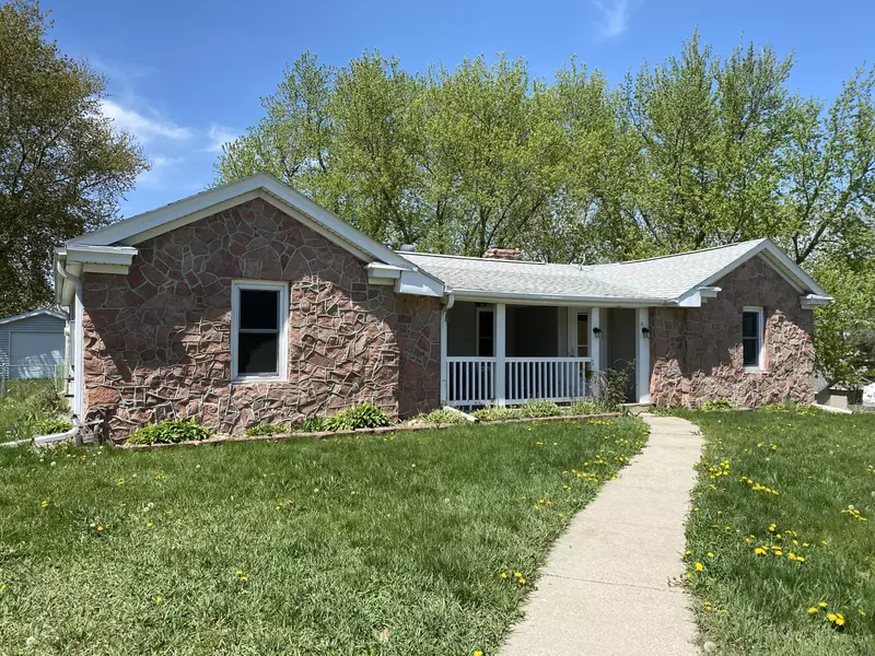 211 N 8TH ST, Dunlap, IA 51529