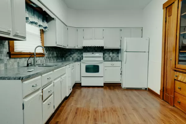 Harlan, IA 51537,909 COURT STREET ST