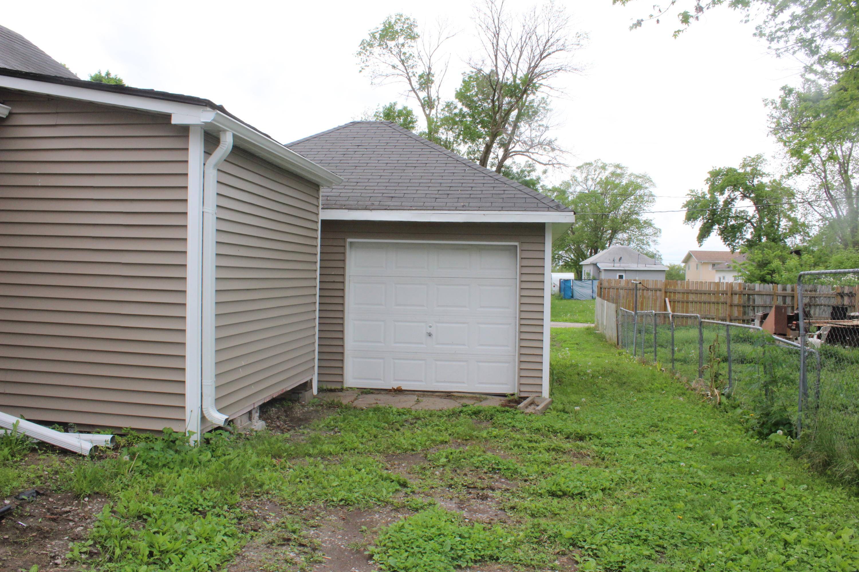 Missouri Valley, IA 51555,407 N WEST ST