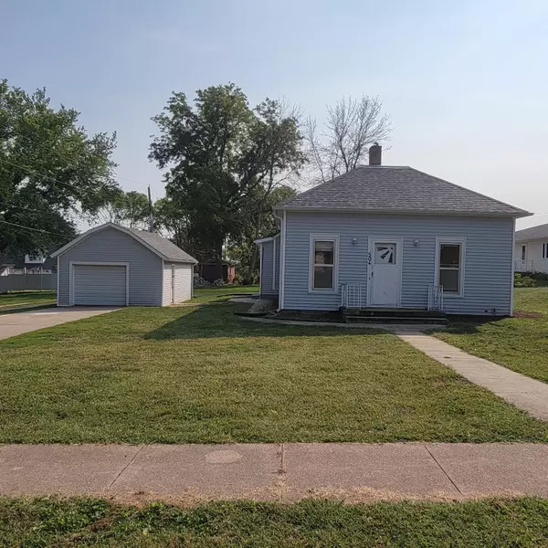 504 CENTER ST, Shelby, IA 51570