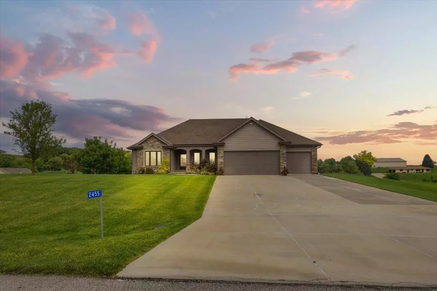 2455 MULLIGAN TRAIL, Logan, IA 51546