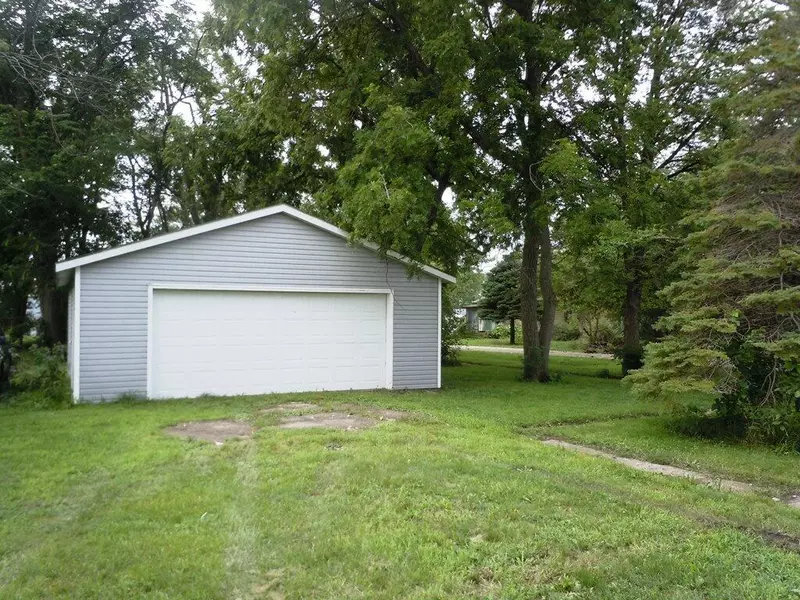 000 3RD AVE, Missouri Valley, IA 51555