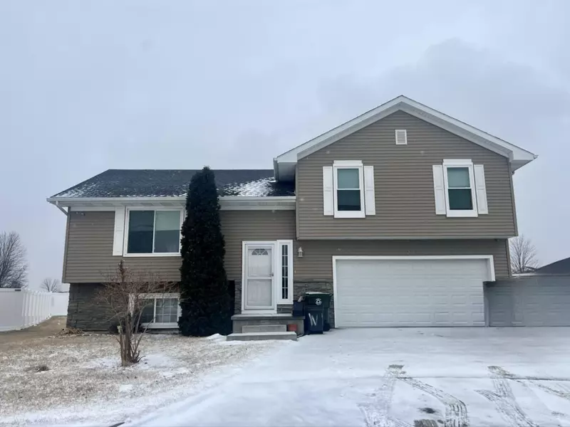 26 OSPREY CIR, Council Bluffs, IA 51501