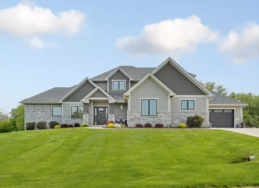 2468 MULLIGAN TRAIL TRL, Logan, IA 51546