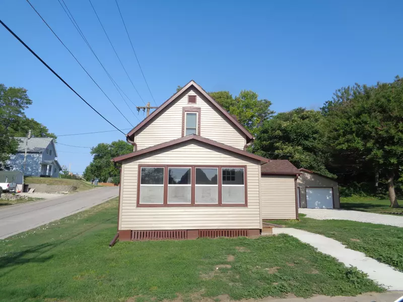 129 N 9TH STREET, Missouri Valley, IA 51555