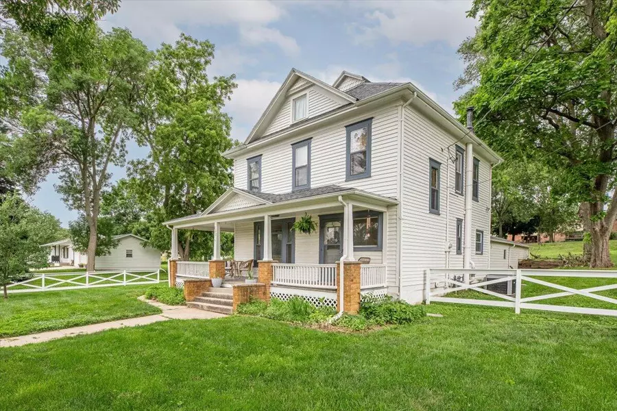 808 N LINN ST, Glenwood, IA 51534