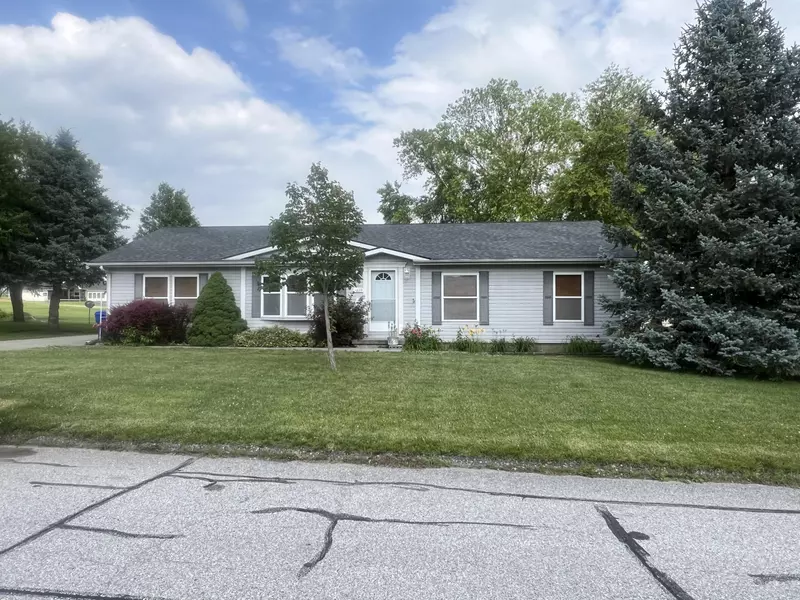 1209 N SKYRIDGE DR, Avoca, IA 51521