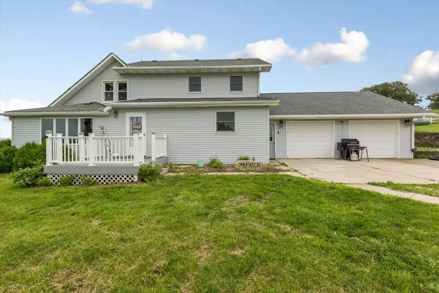 2017 BEECH RD, Dunlap, IA 51529