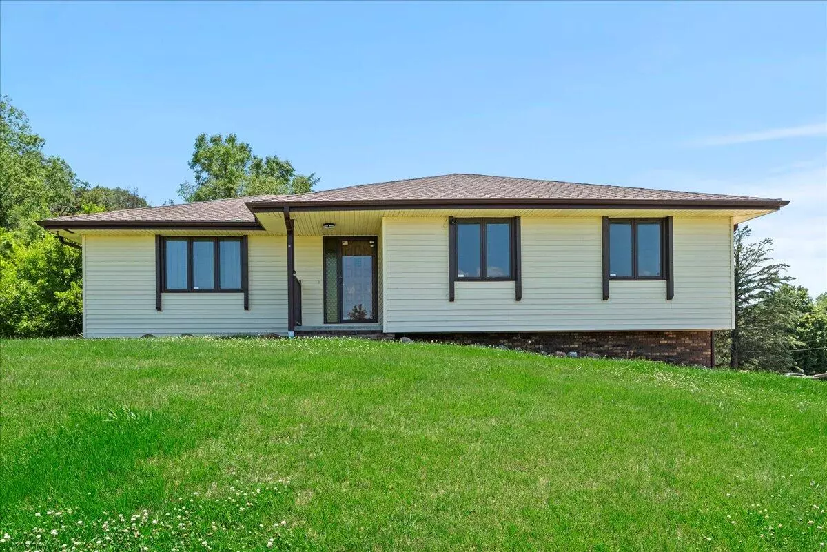 Council Bluffs, IA 51503,18037 VISTA LN