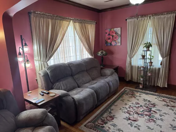 Council Bluffs, IA 51501,1921 S 7TH ST