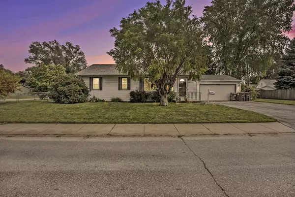 419 N 28TH ST, Council Bluffs, IA 51501