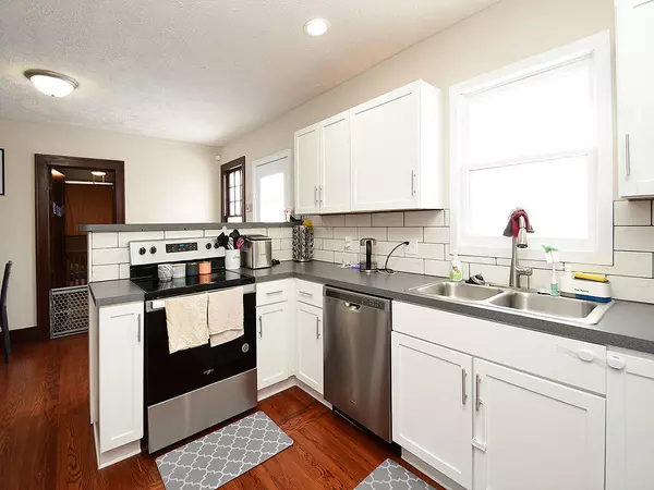 2437 E AVENUE Council Bluffs, IA 51501