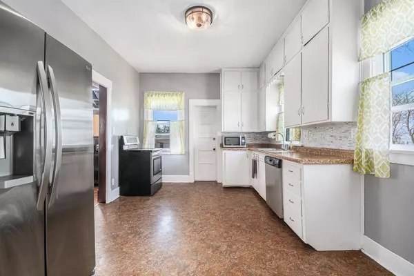 231 9TH AVENUE AVE Council Bluffs, IA 51503