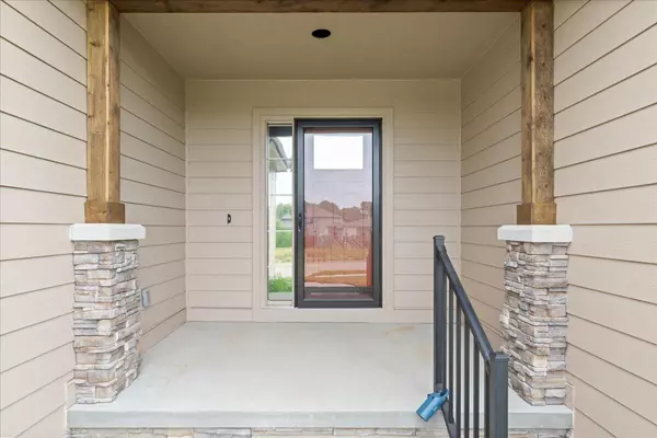 Council Bluffs, IA 51503,1742 BLACKTHORN ST