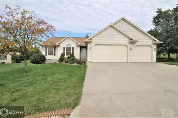 911 Meadow Ridge Drive, Clarinda, IA 51632