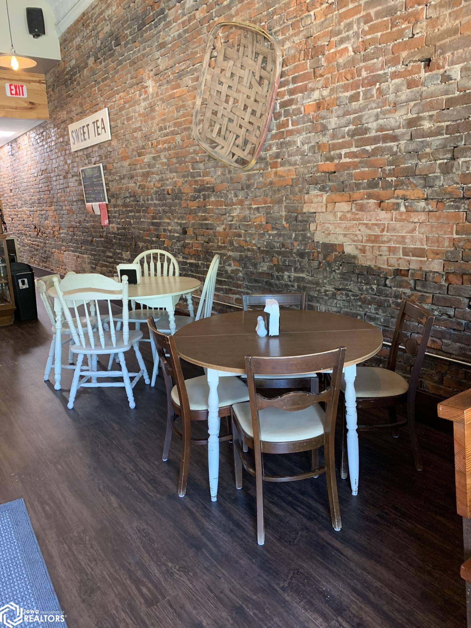 Osceola, IA 50213,128 W Jefferson St