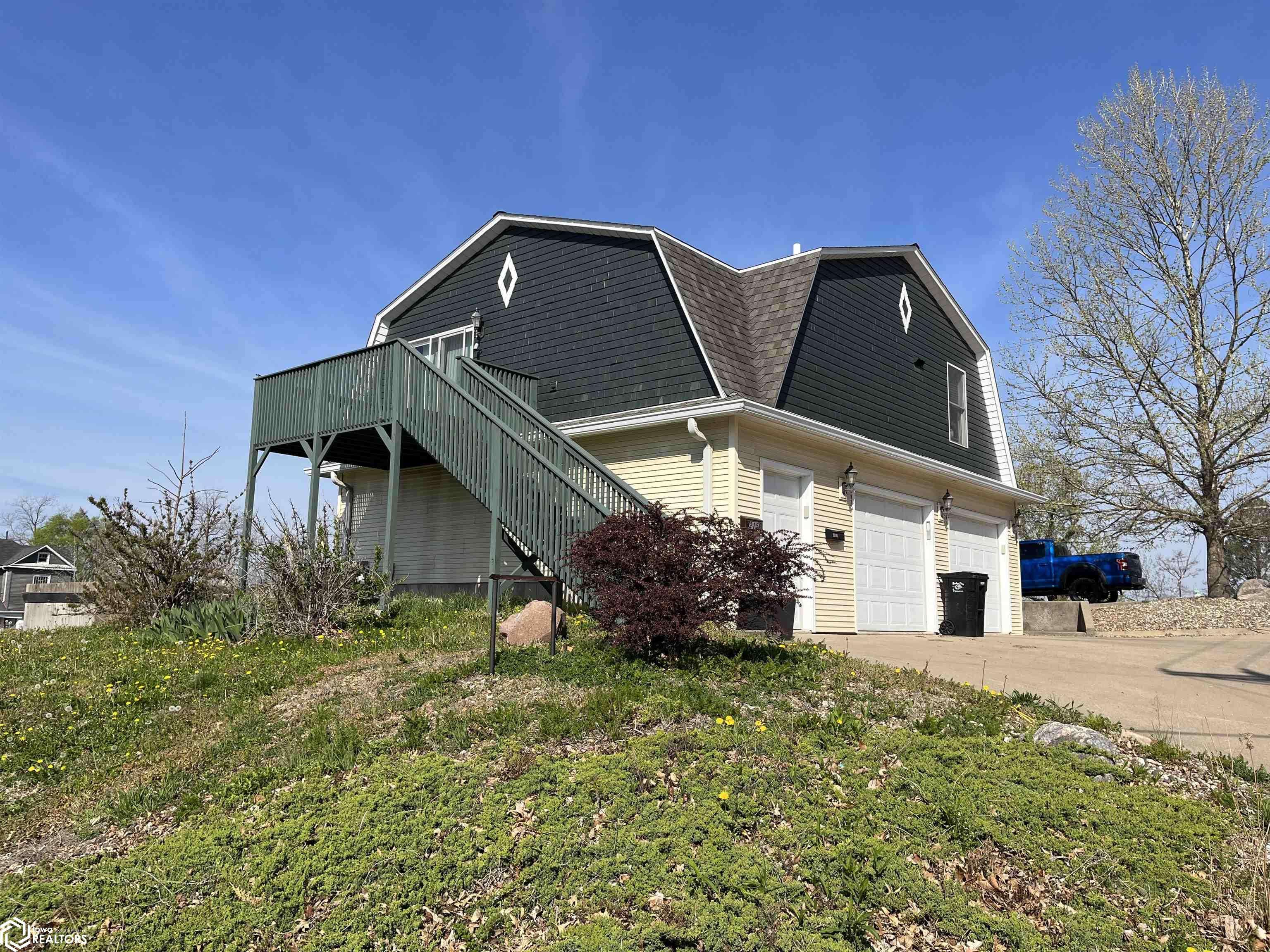 Ottumwa, IA 52501,215 N Jefferson St