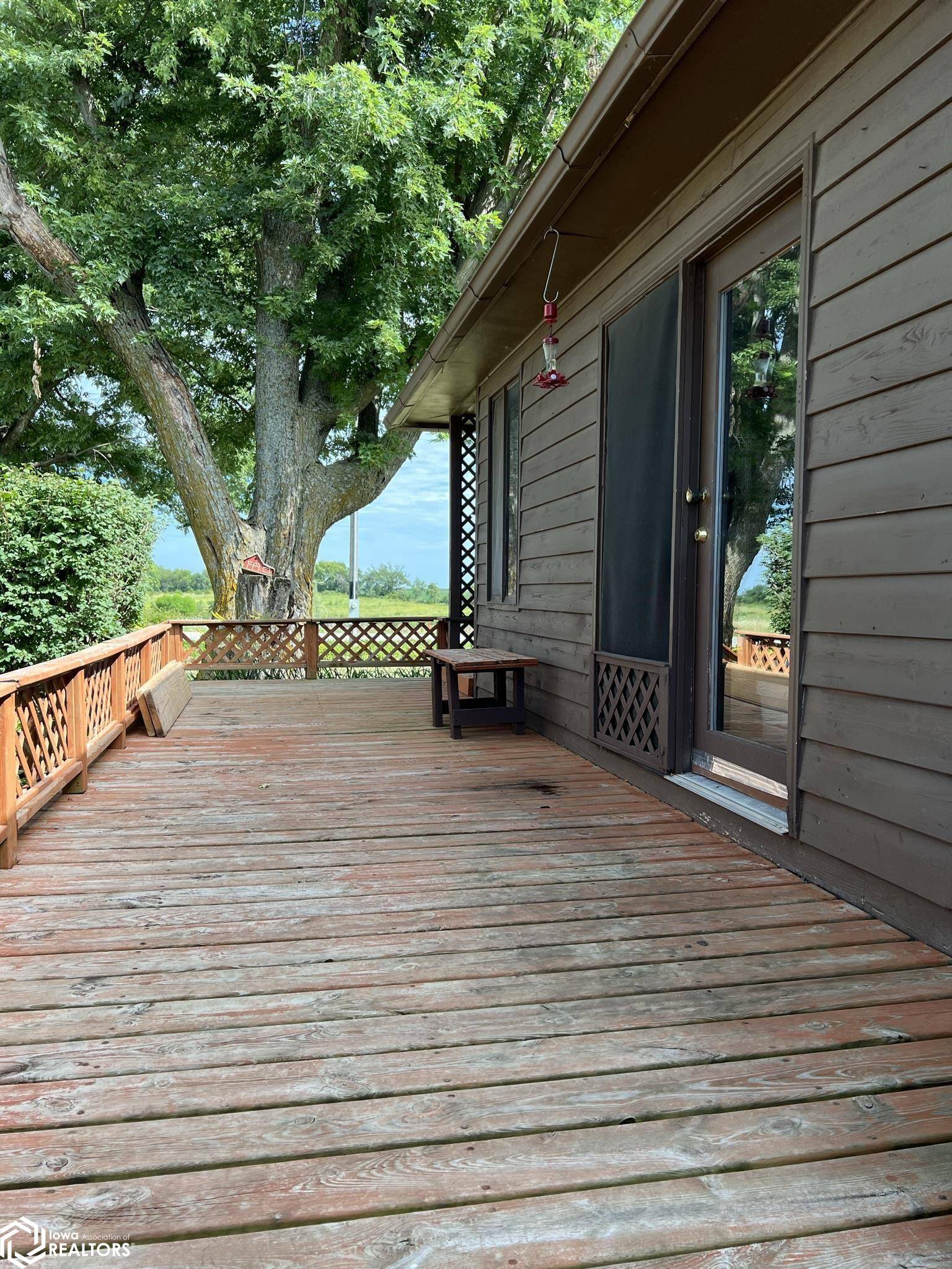 Osceola, IA 50210,1079 Highway 69