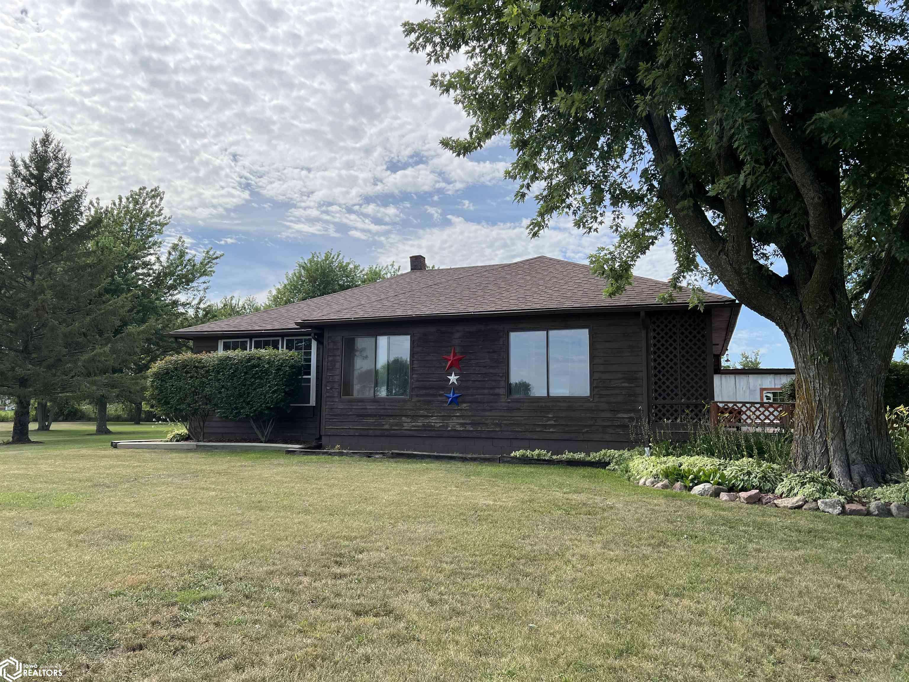 1079 Highway 69, Osceola, IA 50210