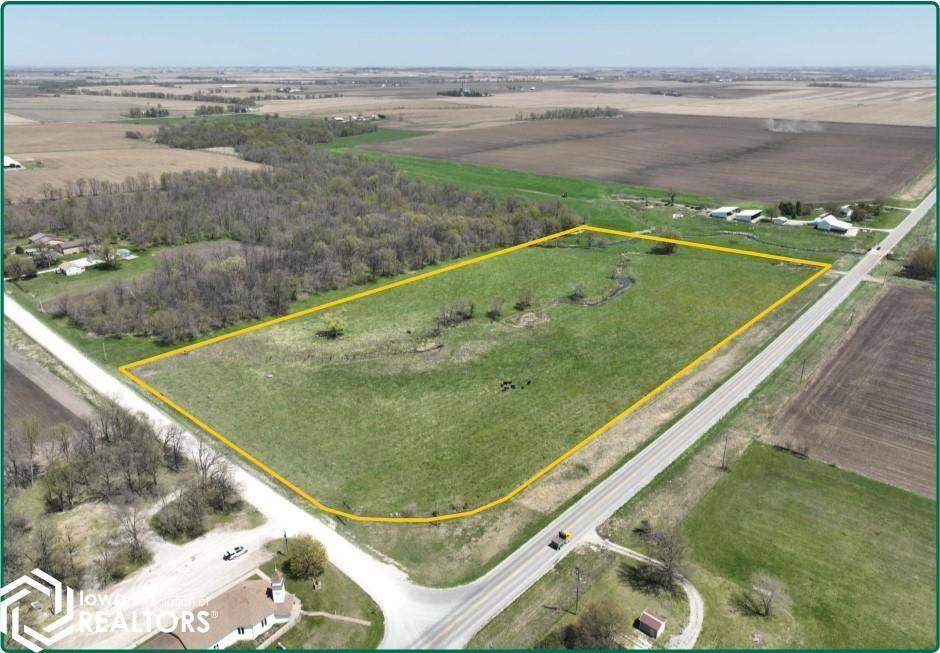 55th St, Vinton, IA 52349