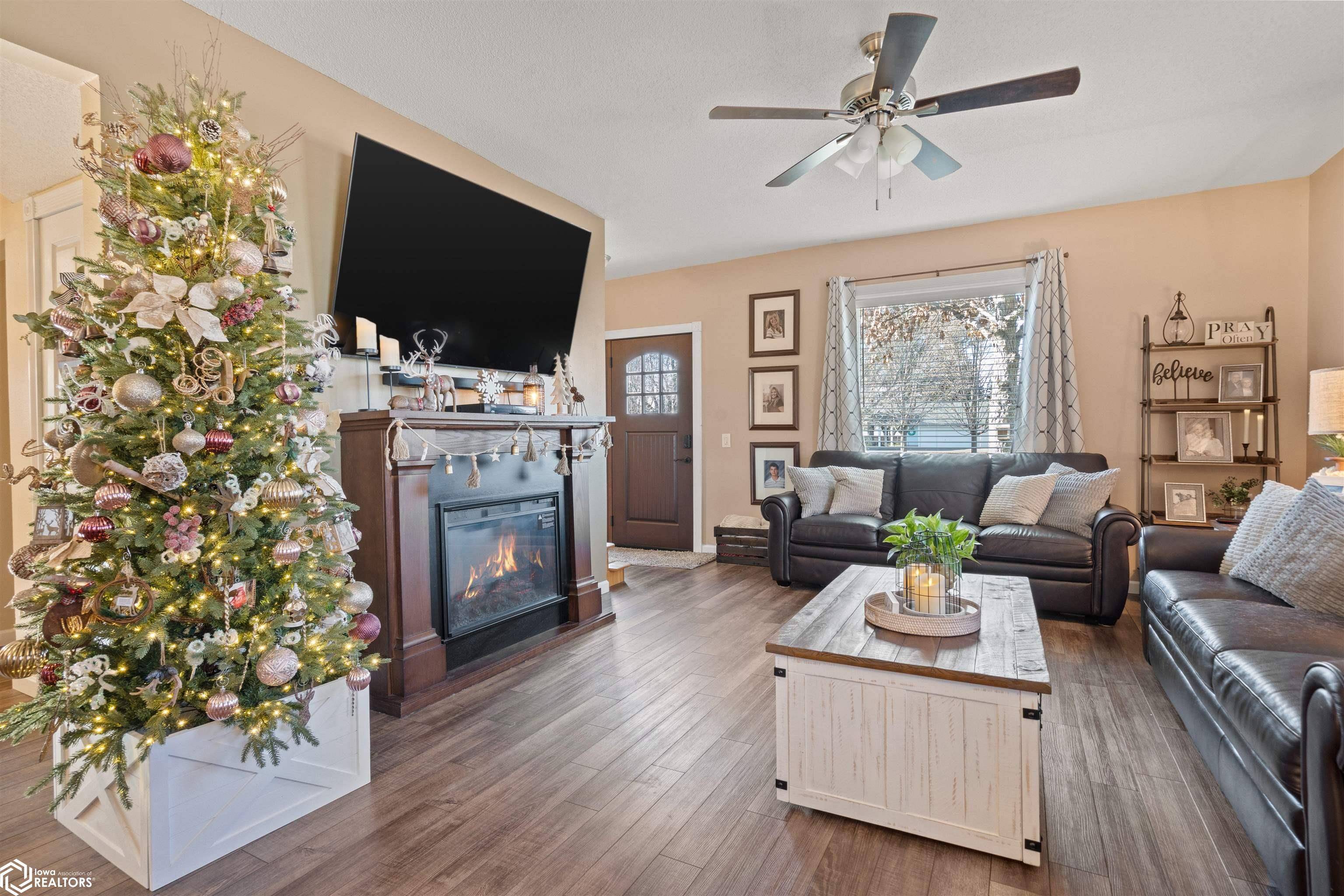 Nevada, IA 50201,1237 2nd St