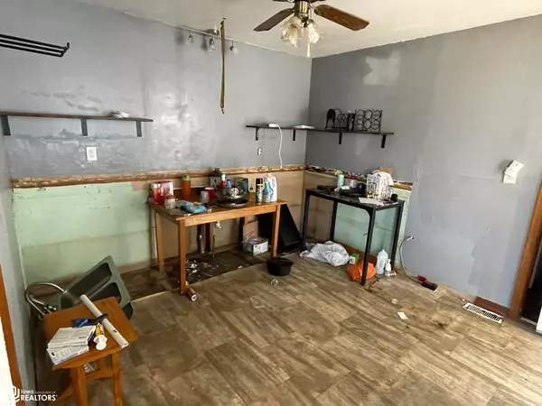 Macomb, IL 61455,911 W Jefferson St