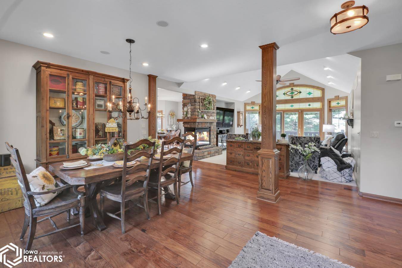 Pella, IA 50219,660 195th Ave