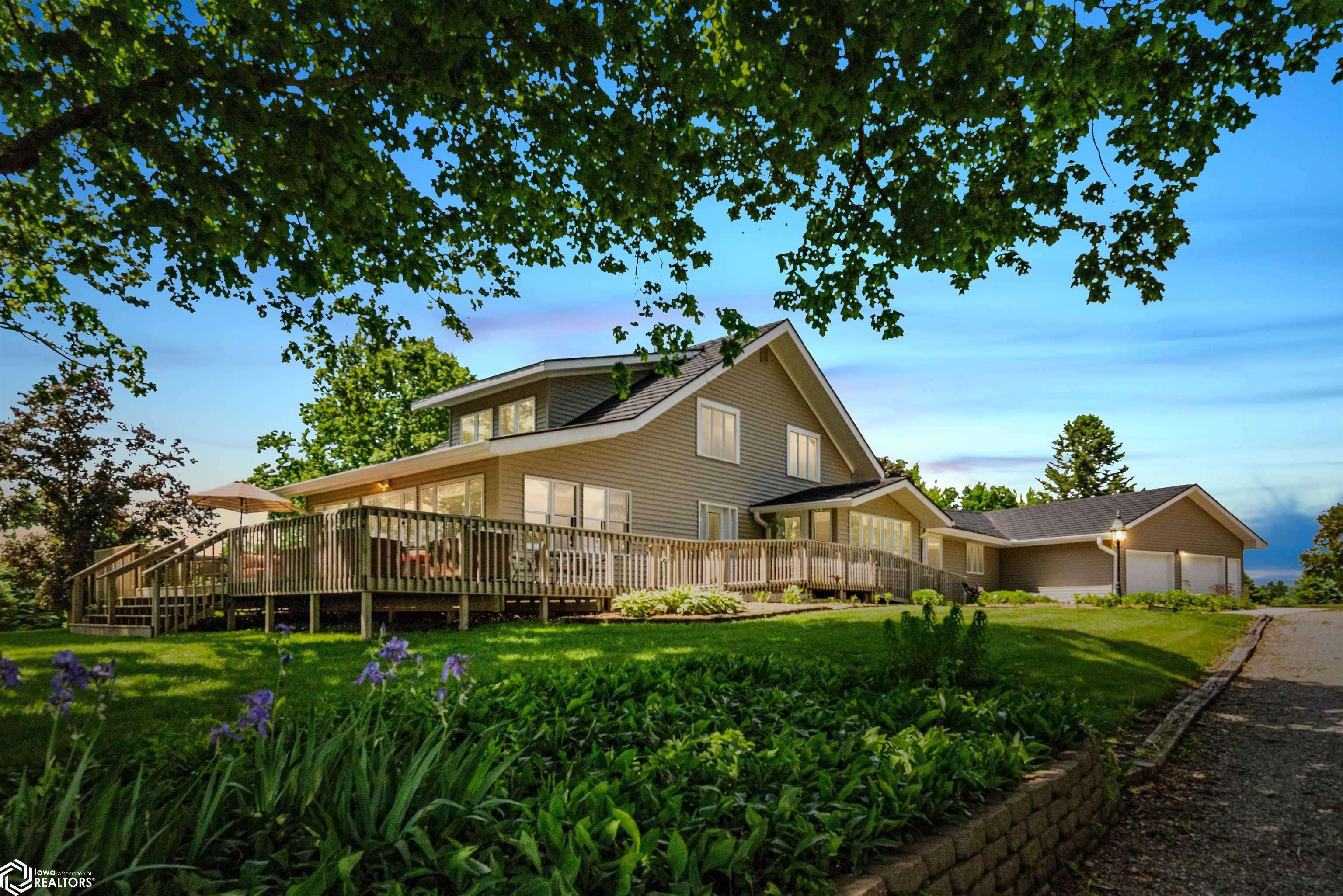 1755 340th St, Melbourne, IA 50162