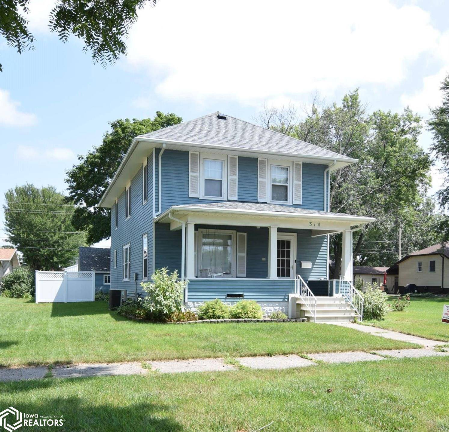314 N Lincoln Ave, Eagle Grove, IA 50533
