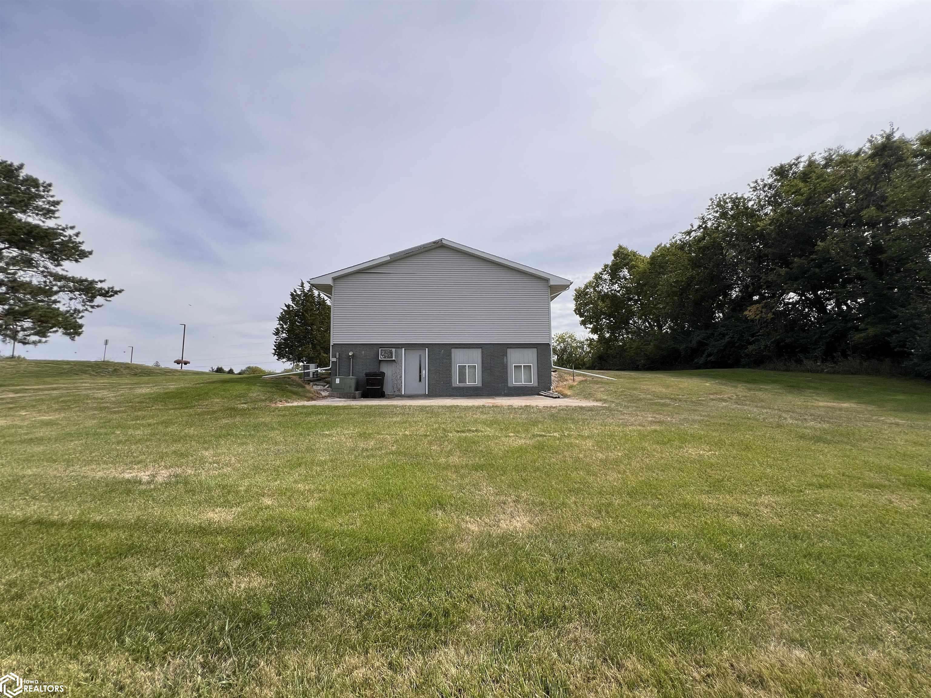 Osceola, IA 50213,900 S Fillmore St