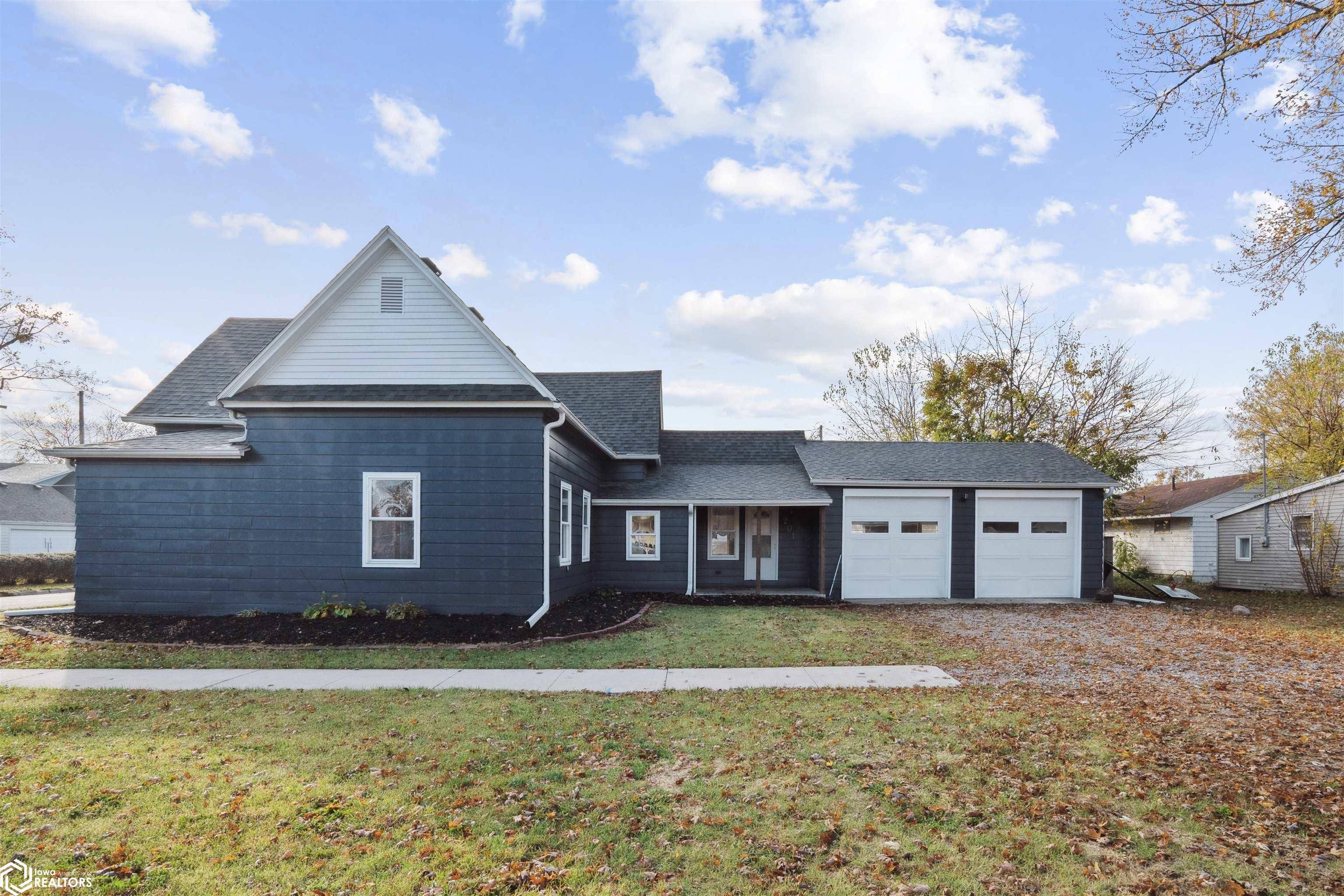 201 W Broadway St, Pleasantville, IA 50225