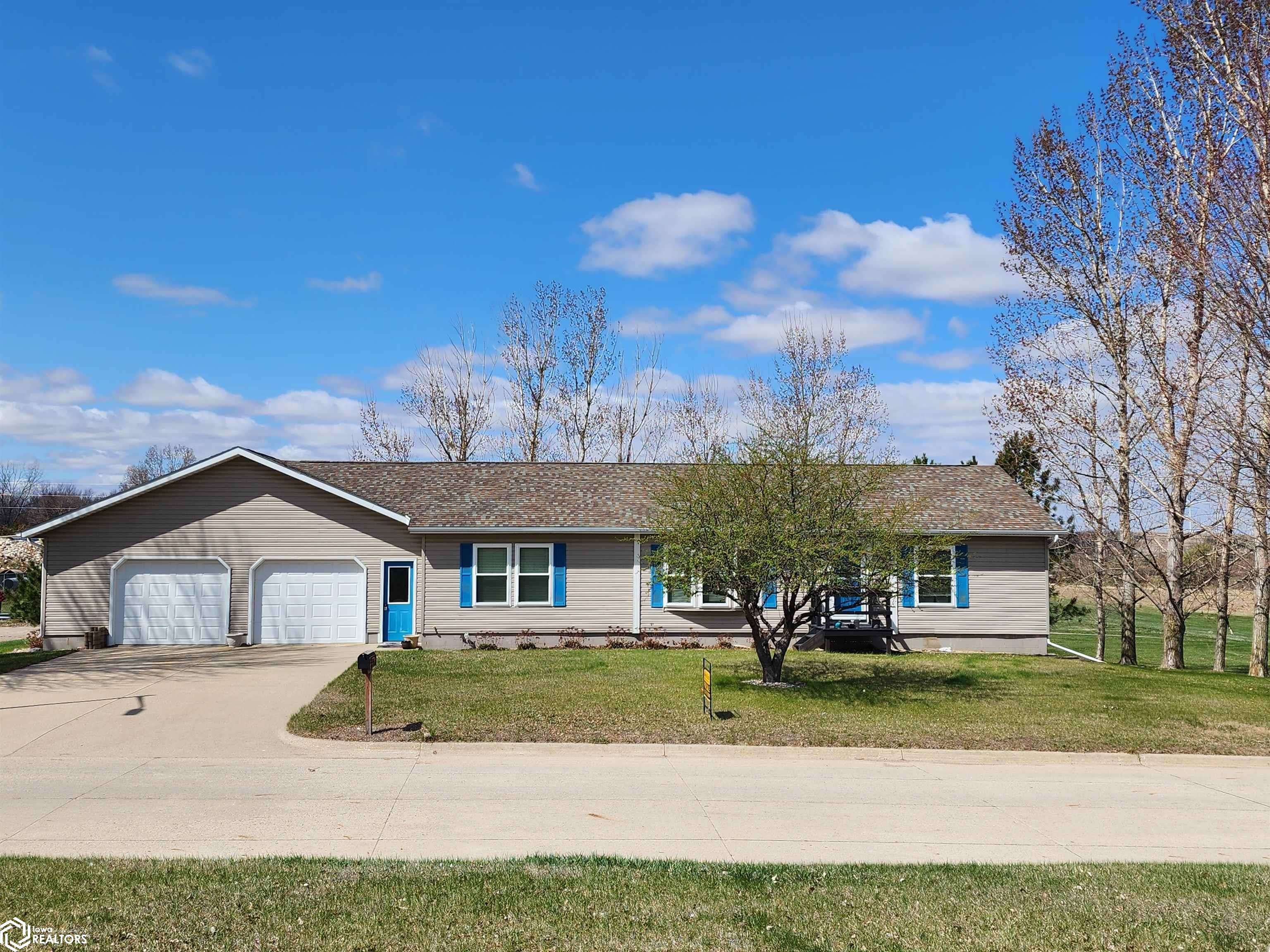 461 Pin Oak Dr, Ida Grove, IA 51445