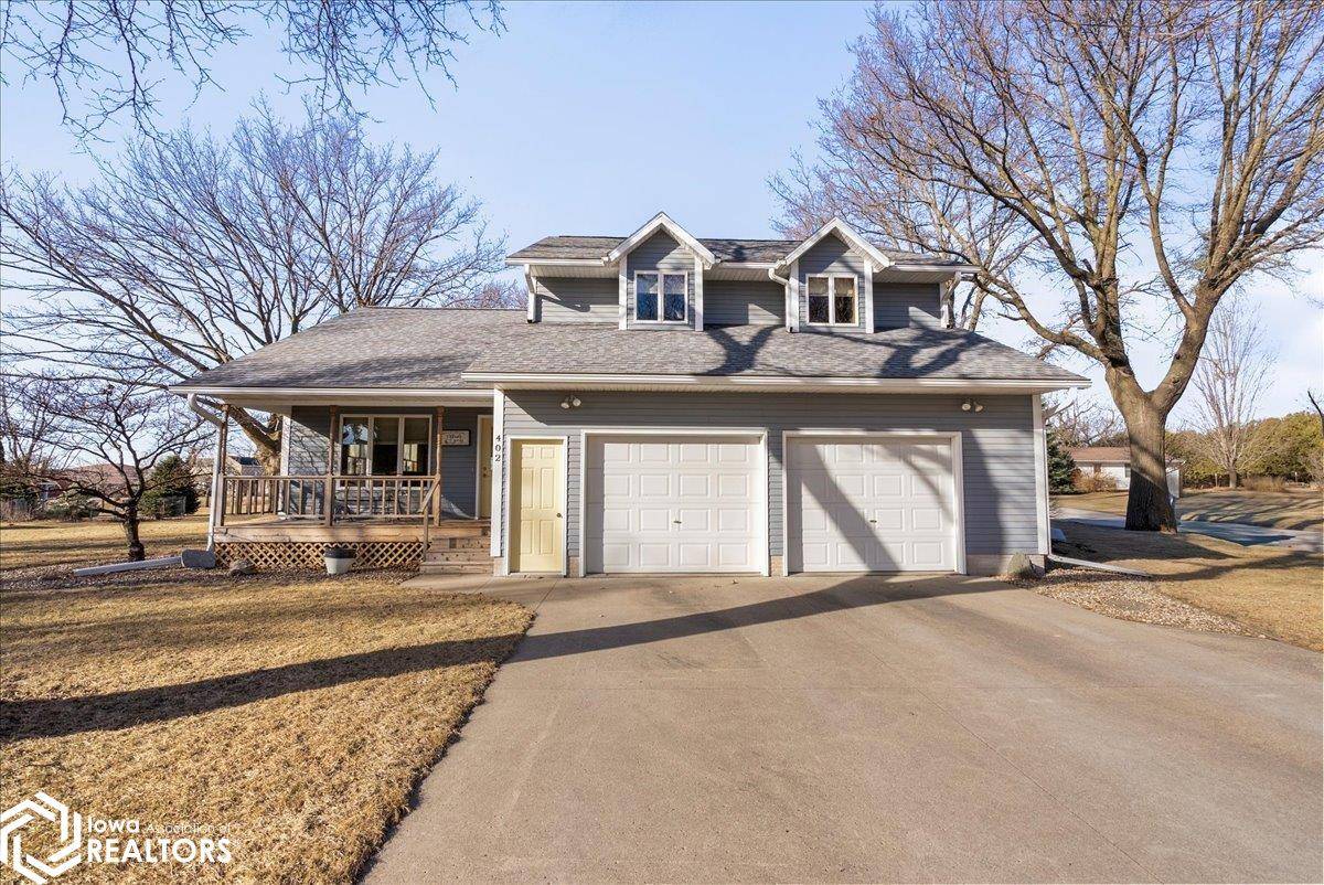 402 12th St, Eldora, IA 50627