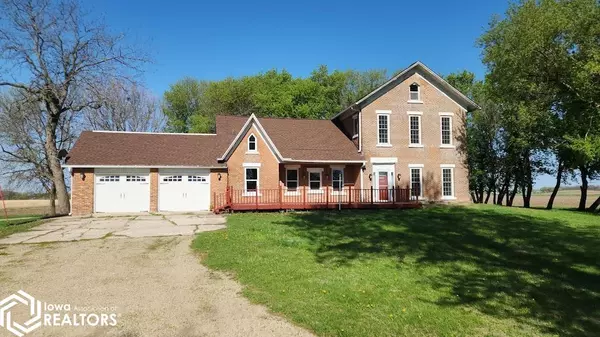 1950 River Rd, Forest City, IA 50436