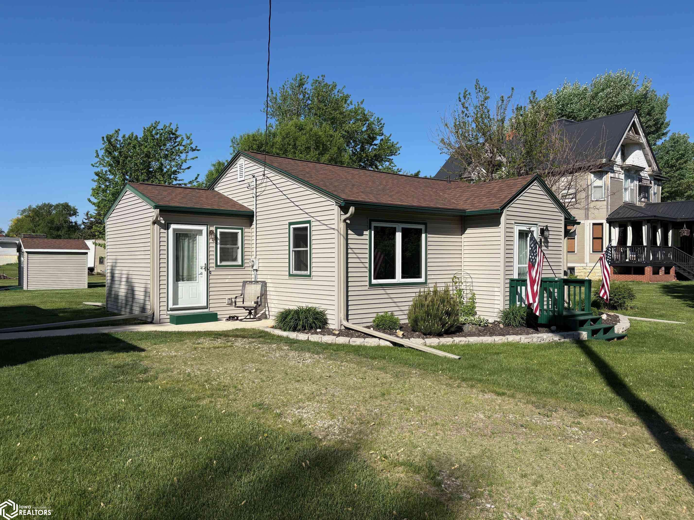 1007 Alden St, Alden, IA 50006
