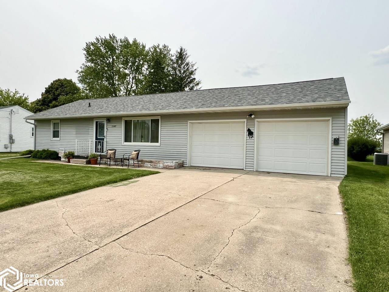 1507 Prince St, Grinnell, IA 50112