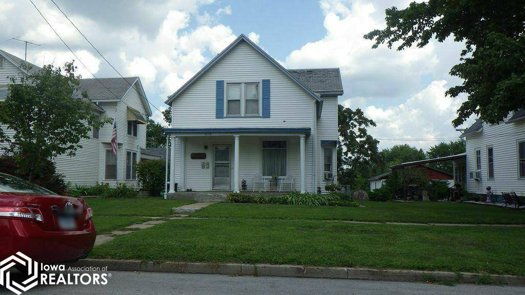 1618 Smith St, Burlington, IA 52601