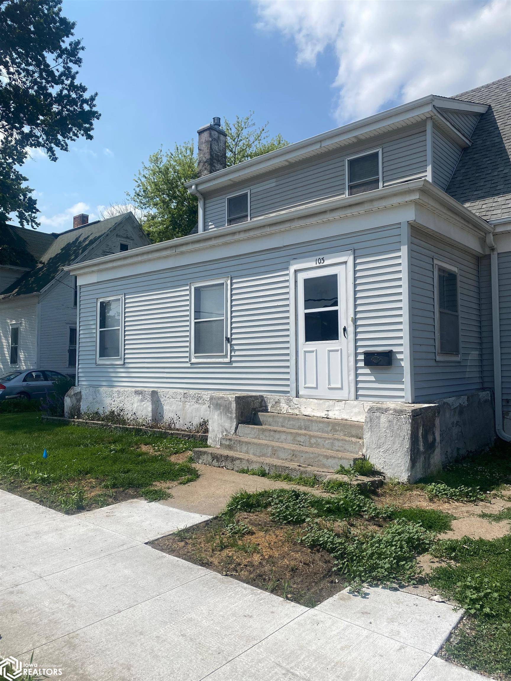 103 E Henry St, Mount Pleasant, IA 52641